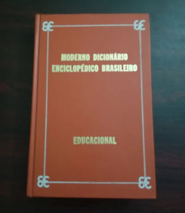 Vendo coleção :Moderno Dicionário Enciclopédico Brasileiro