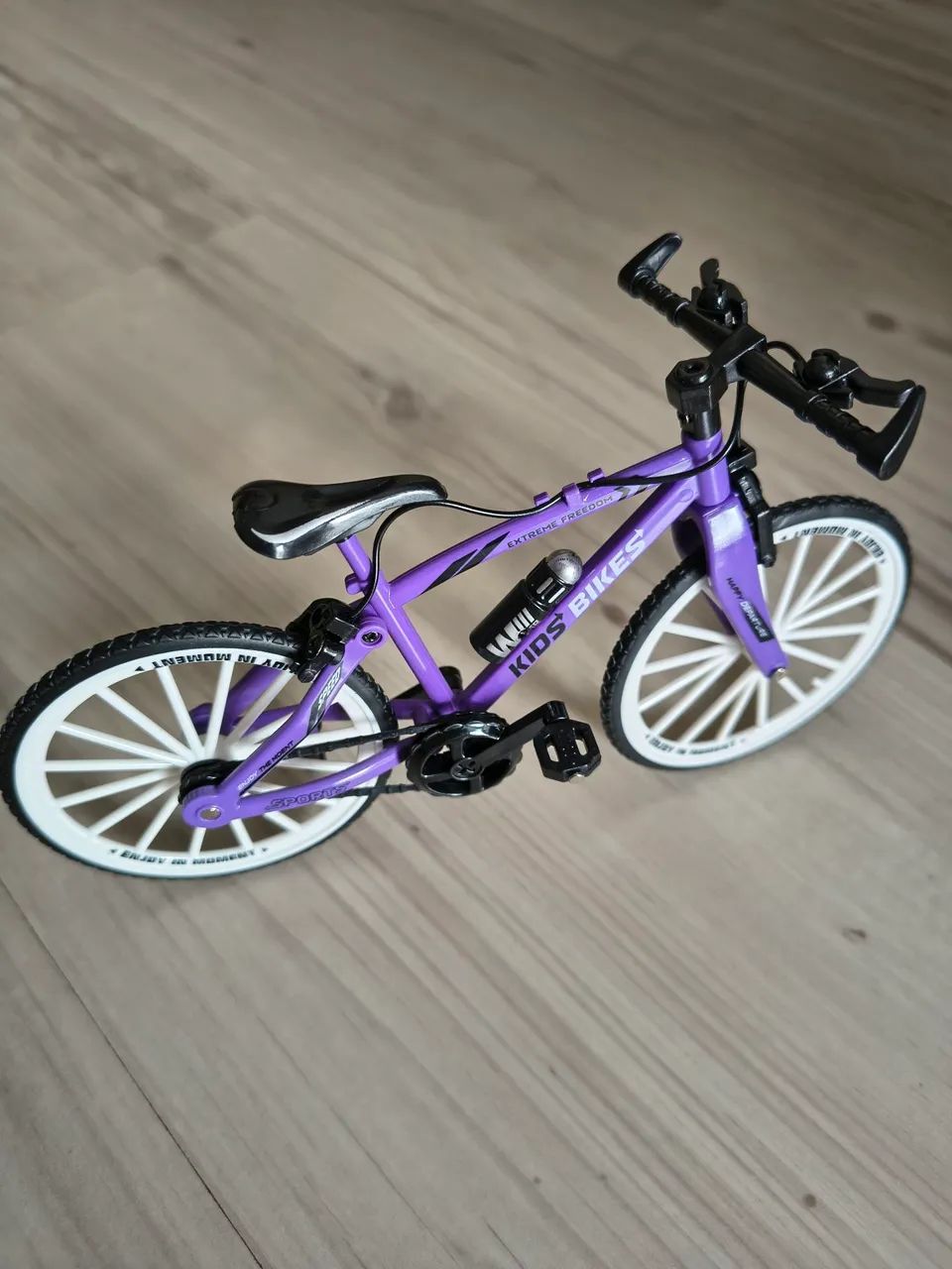 Mini Bicicleta Simulação de Mountain Bike em metal e plástico - Foto 2