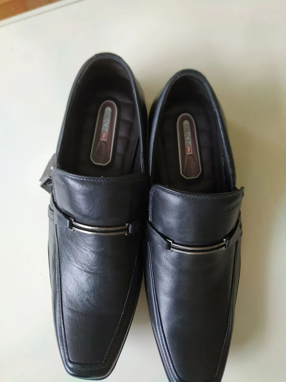 Par de sapatos Ferracini Couro! - Foto 2