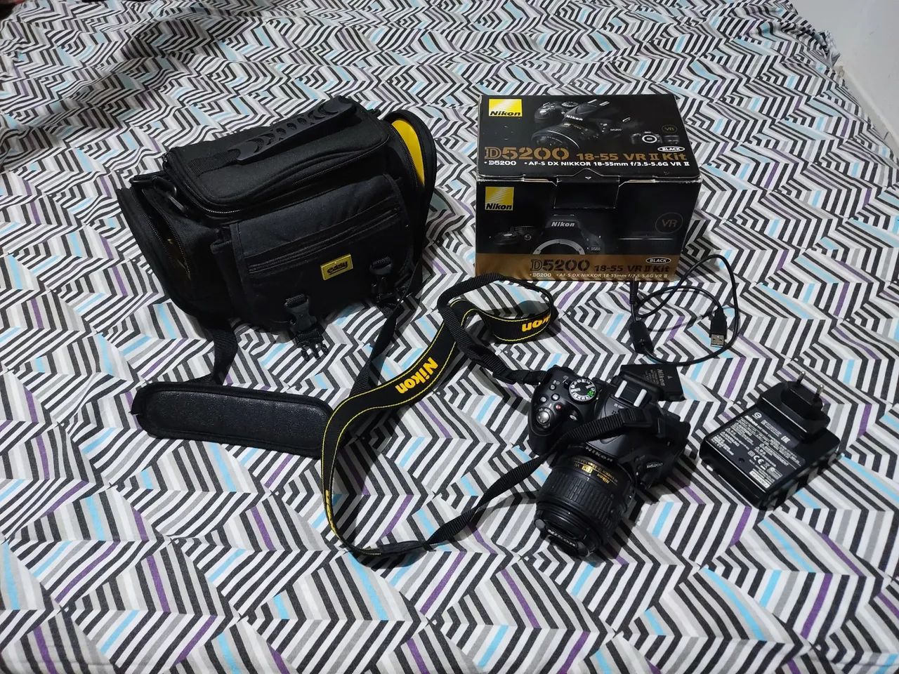 Câmera fotográfica Nikon D5200 com Lente 18-55mm VR II - Foto 6