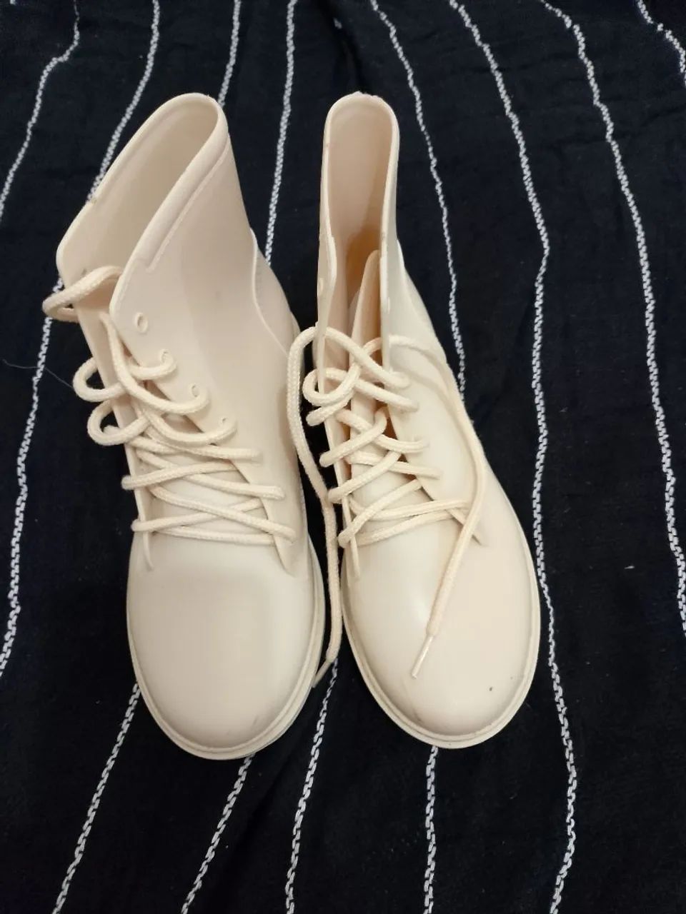 Botas de cano baixo