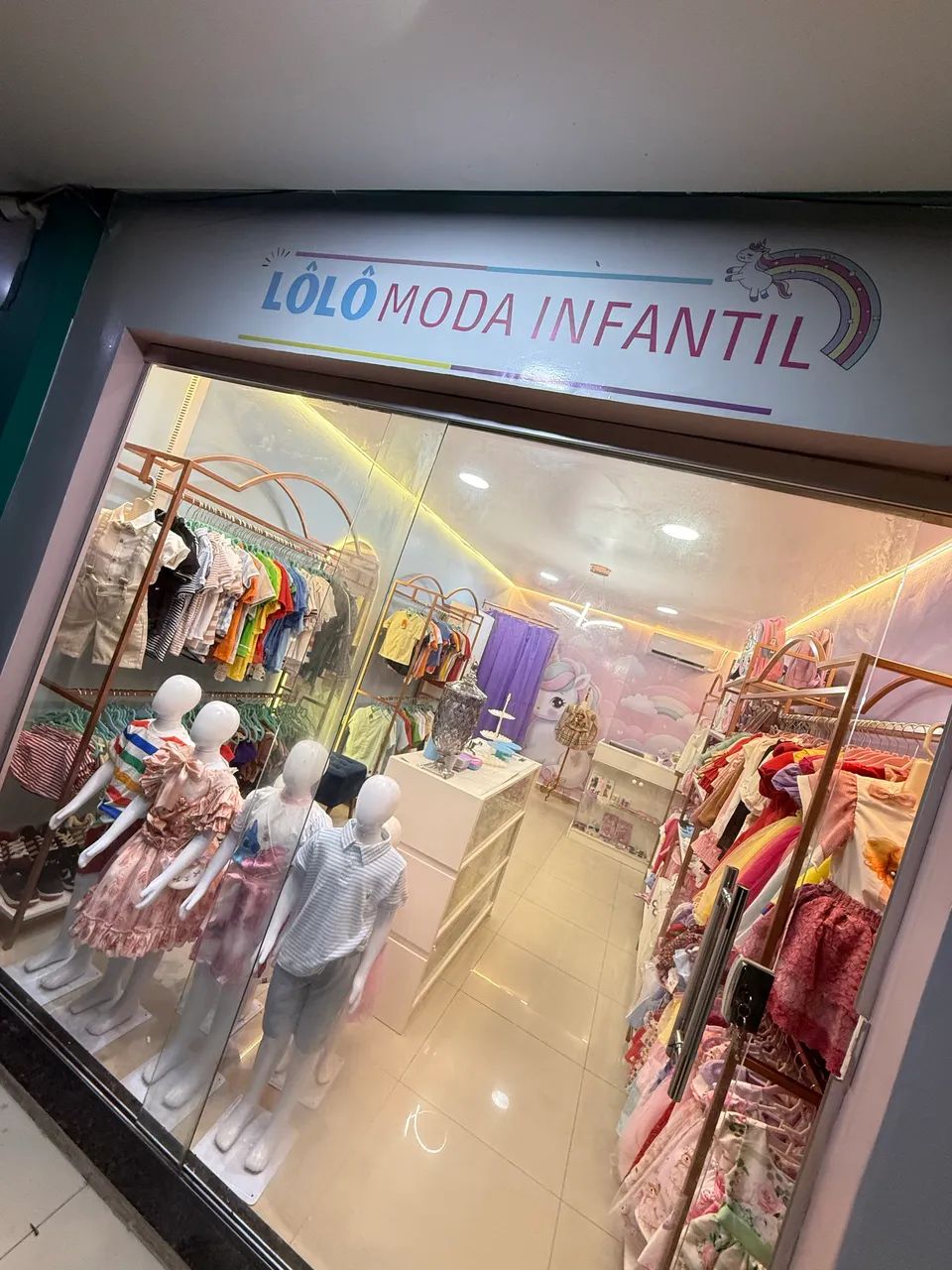 Passando loja infantil 