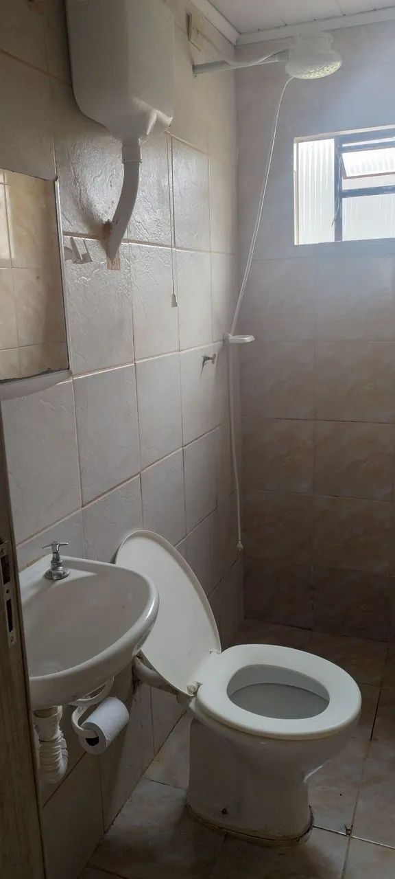 Casa 1 quarta Sta Felicidade incluso água e luz - Foto 5