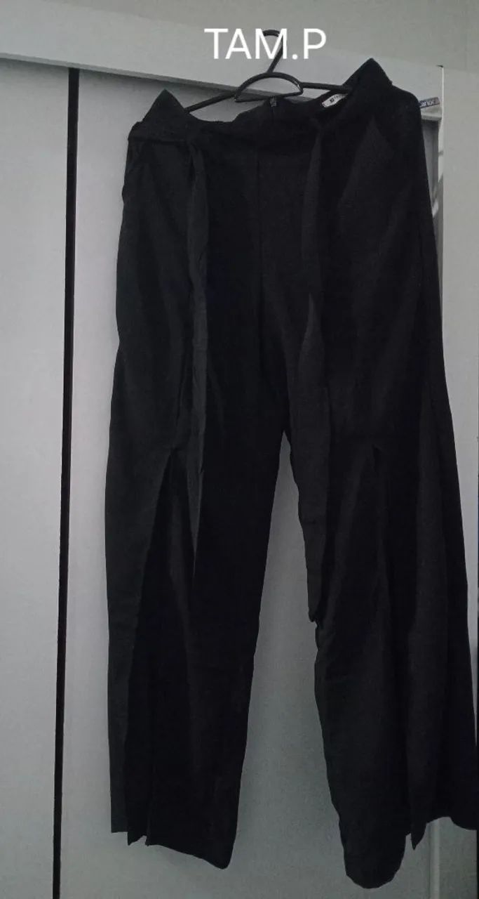 Conjunto calça e cropped 