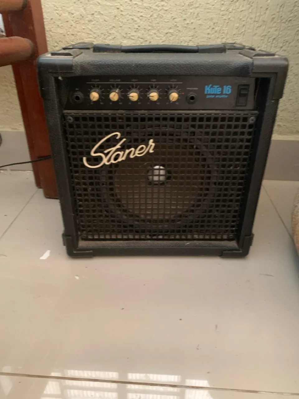 Amplificador de Guitarra Staner Kute 16