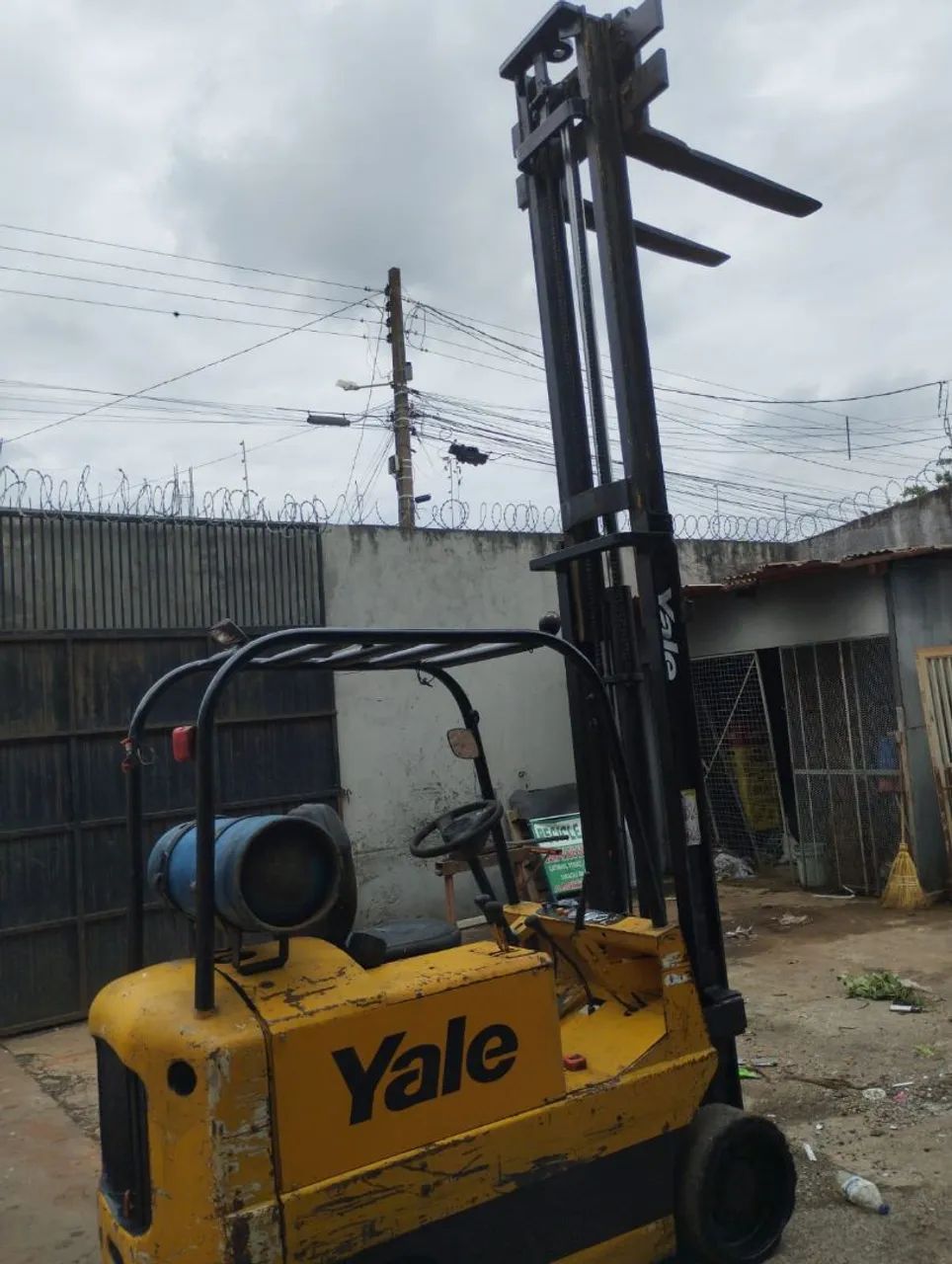 Vende se EMPILHADEIRA YALE  - Foto 6