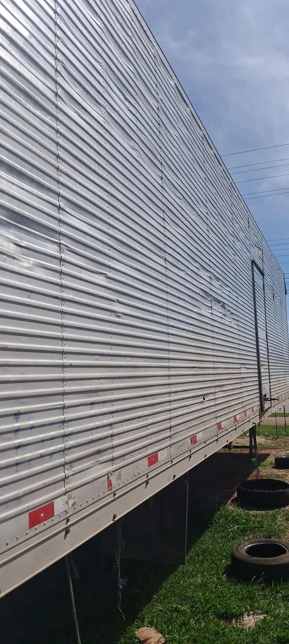 Bau Alumínio 10,5 mtrs com porta lateral - Foto 5