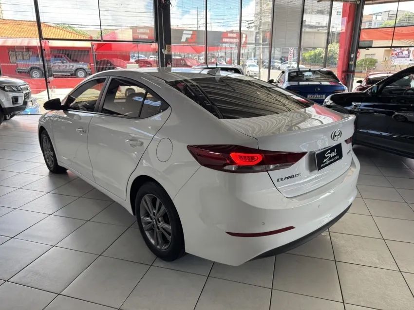 HYUNDAI ELANTRA 2.0 FLEX AUT - Foto 3