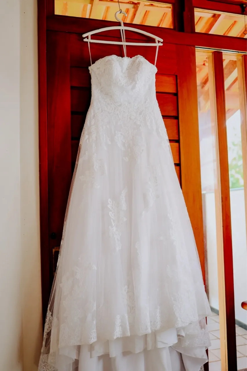 Vestido de Noiva Elegante