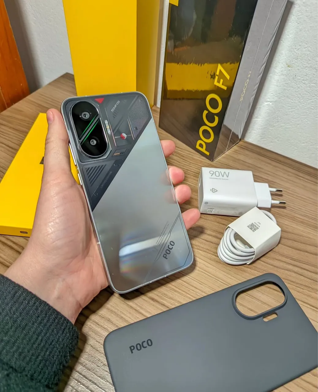 Poco F7 5G 512GB 12GB RAM PRATA Silver Lacrado - Celulares e