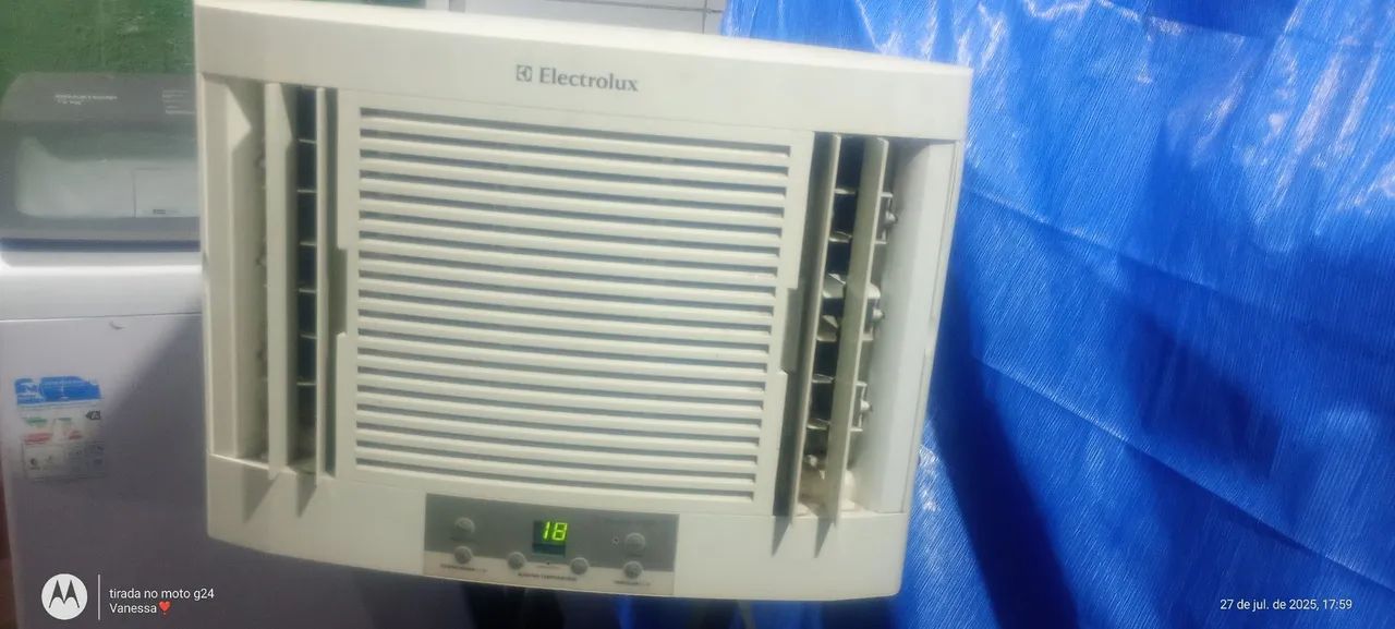 Ar condicionado Eletrolux digital 7.500 mil BTUs valor 950 reais 