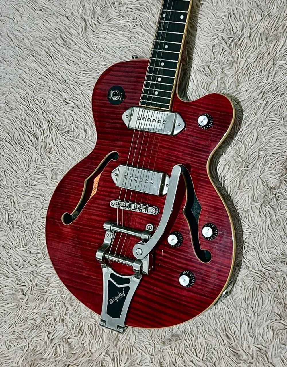 Guitarra Epiphone Wildkat Royale com Bigsby 