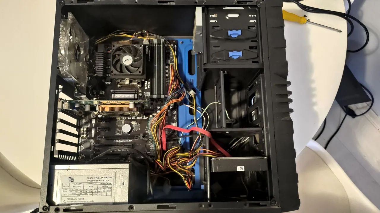 Vendo este PC gamer com Problema leia o anúncio - Foto 3