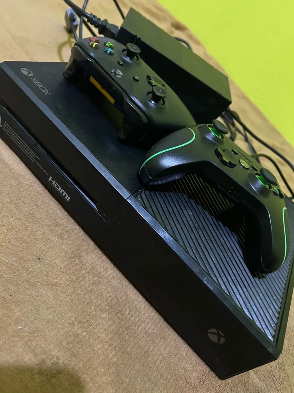 Xbox One com 2 Controles e Fonte - Foto 3