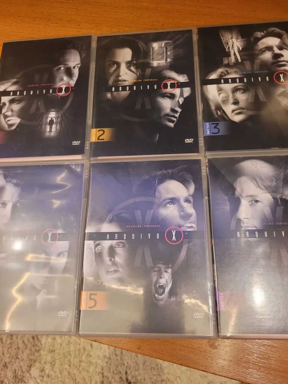 1° temporada Arquivo X  completa com 6 DVD's - Foto 2