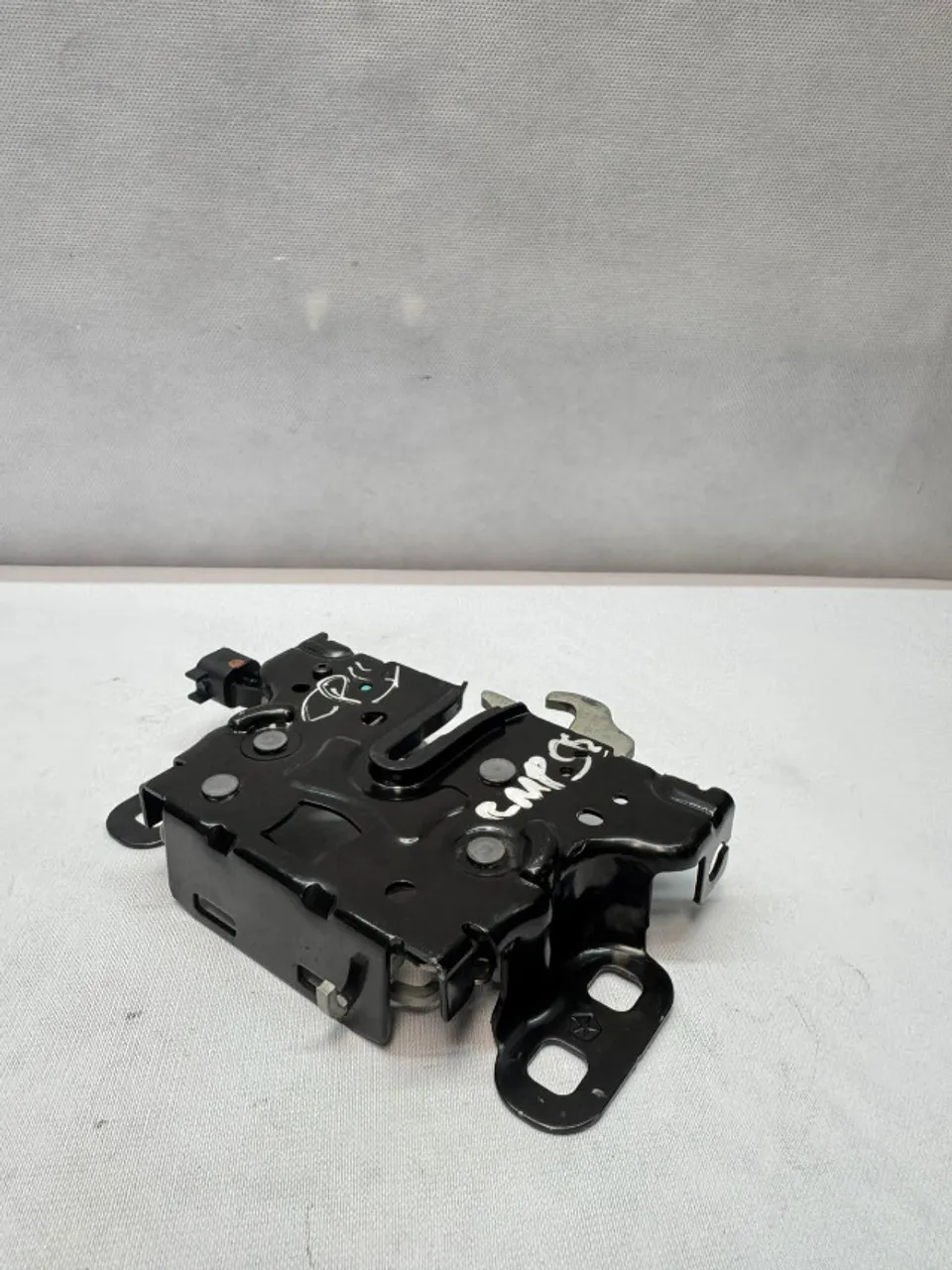 Fechadura L.e Suzuki Jimny2013 Preto - Peças para carros, vans e