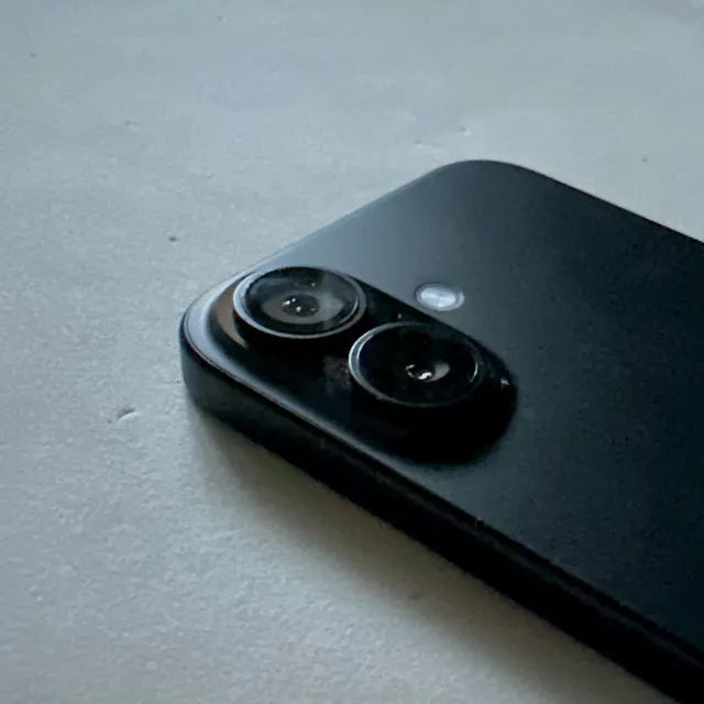 iPhone 16 128GB (Preto) - Foto 4