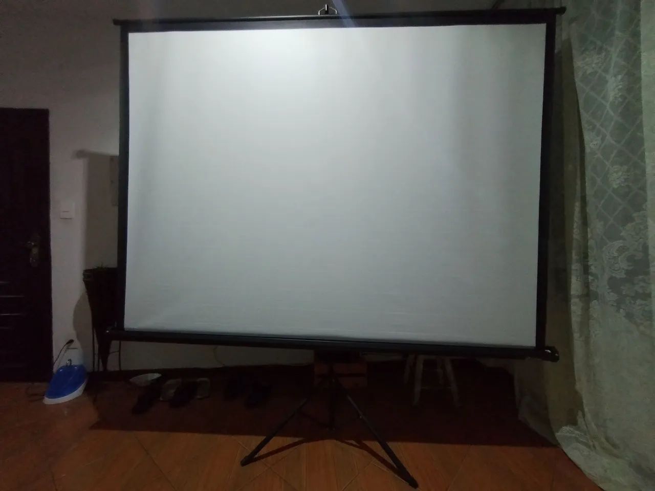 Projetor LG HU70LA 4K + Tela Betec 120" Retrátil c/ Tripé - Foto 6