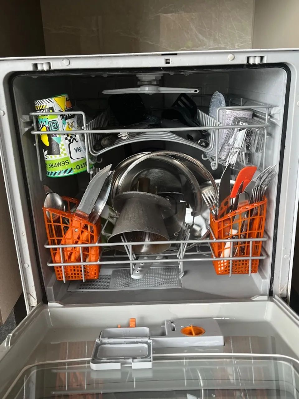 Vendo lava-louças Brastemp 8 serviços  - Foto 3