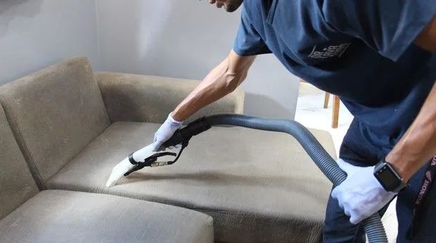 Higienização de sofá  - Foto 3