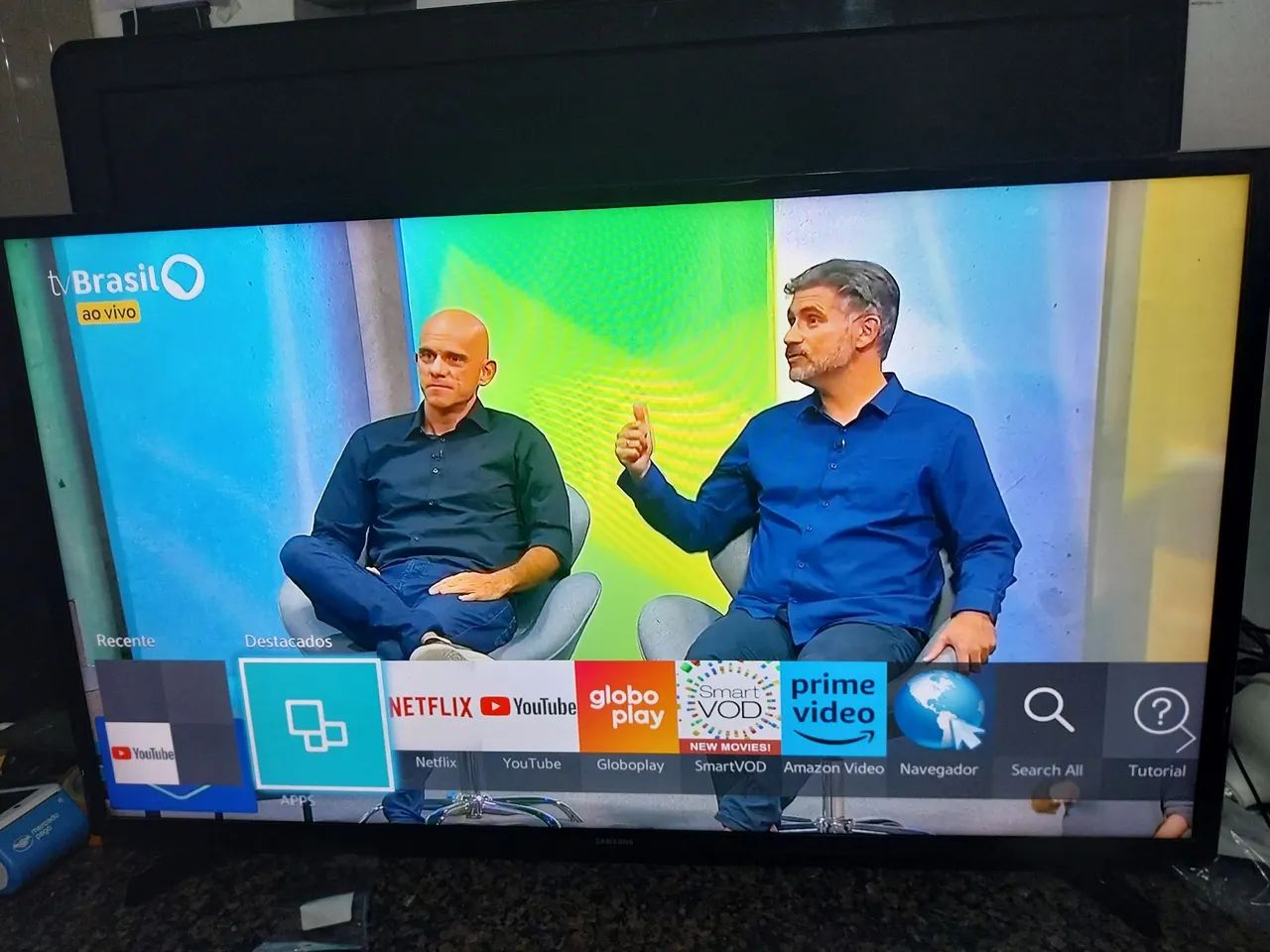 Tv 40 smart Wi-Fi  YouTube Netflix   - Foto 3