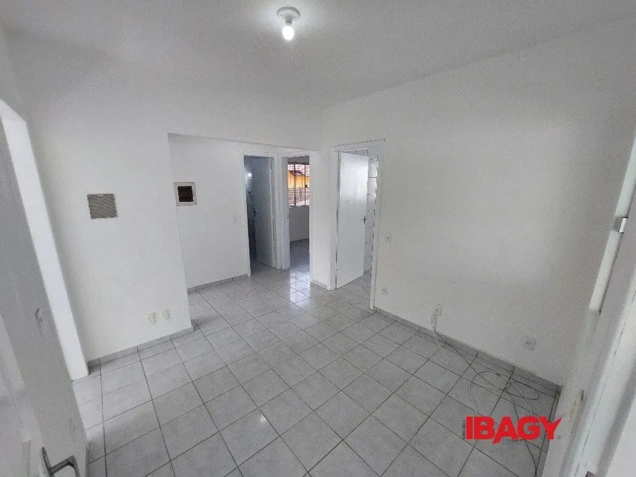 Excelente Casa 3 dormitório(s) em Cacupé - Florianópolis - Foto 2