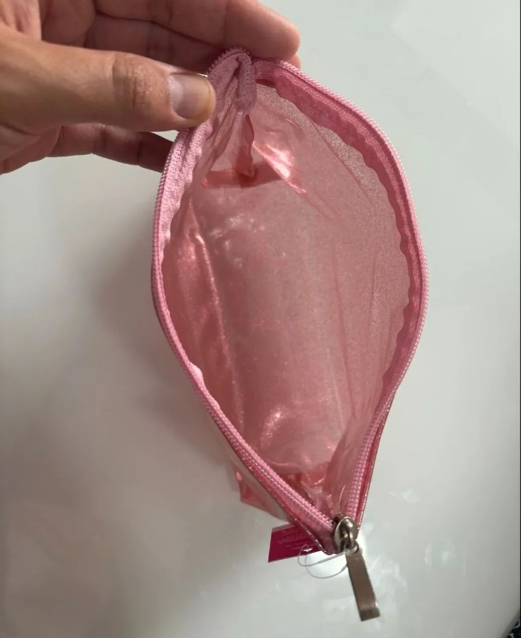necessaire rosa barbie época cosméticos - Foto 4