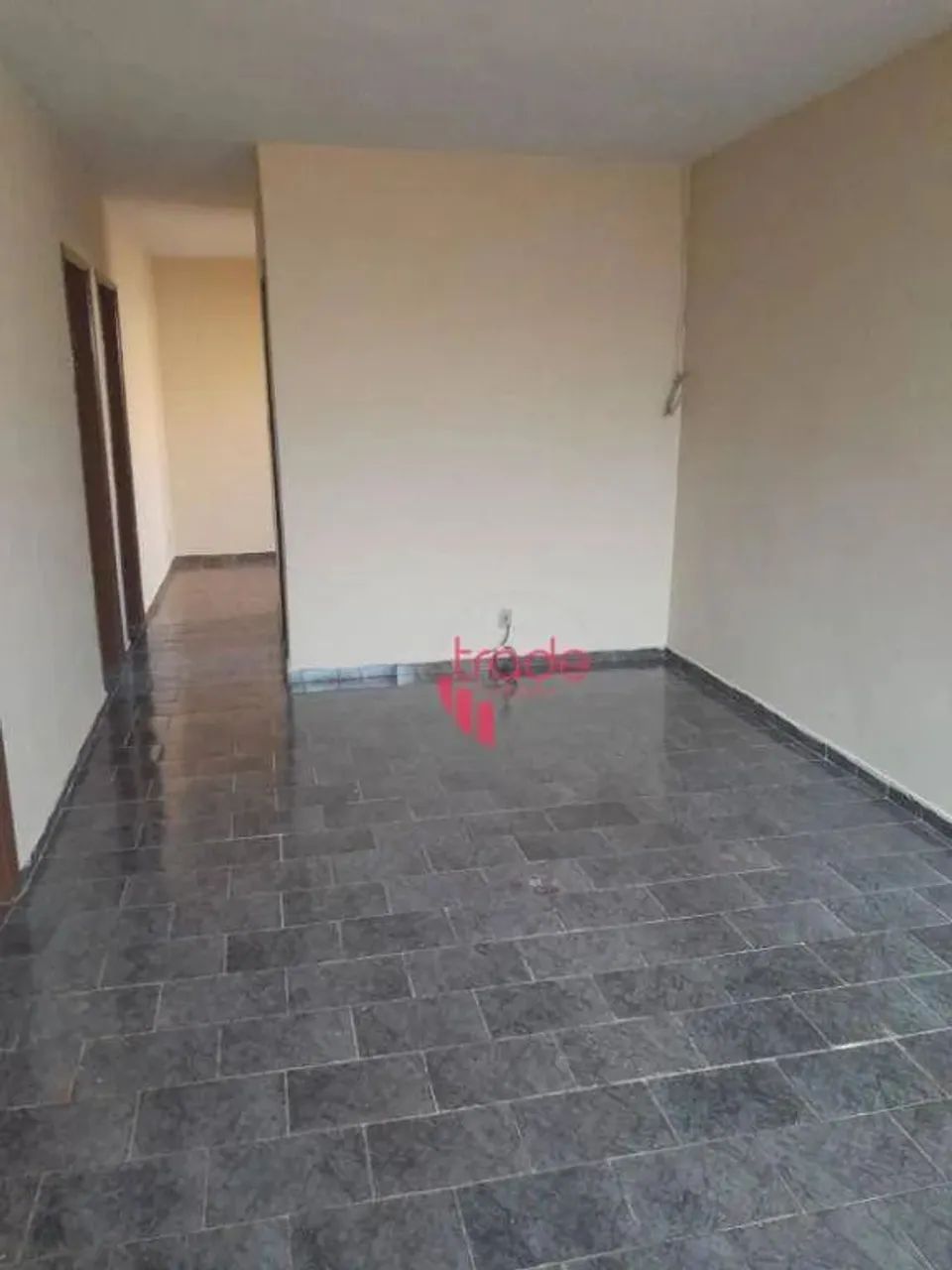 Casa à Venda de 02 Quartos no Bairro Quintino Facci I em Ribeirão Preto com Quintal. - Foto 3