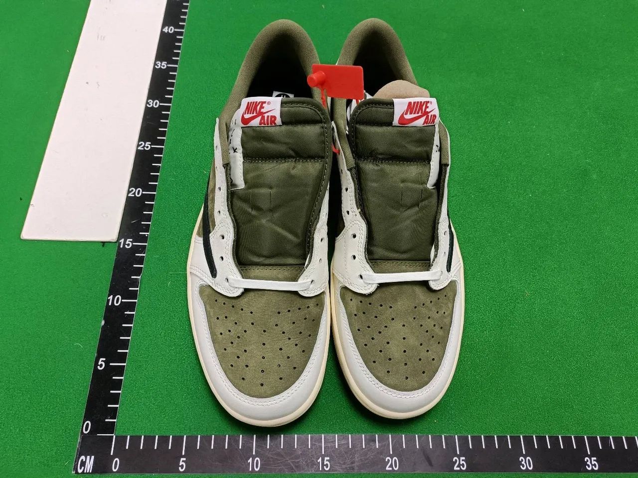 Jordan Low x travis scott Médium Olive - Foto 3