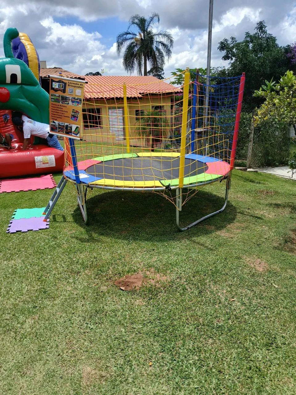 Cama elástica 2,44mts semi nova - Foto 3
