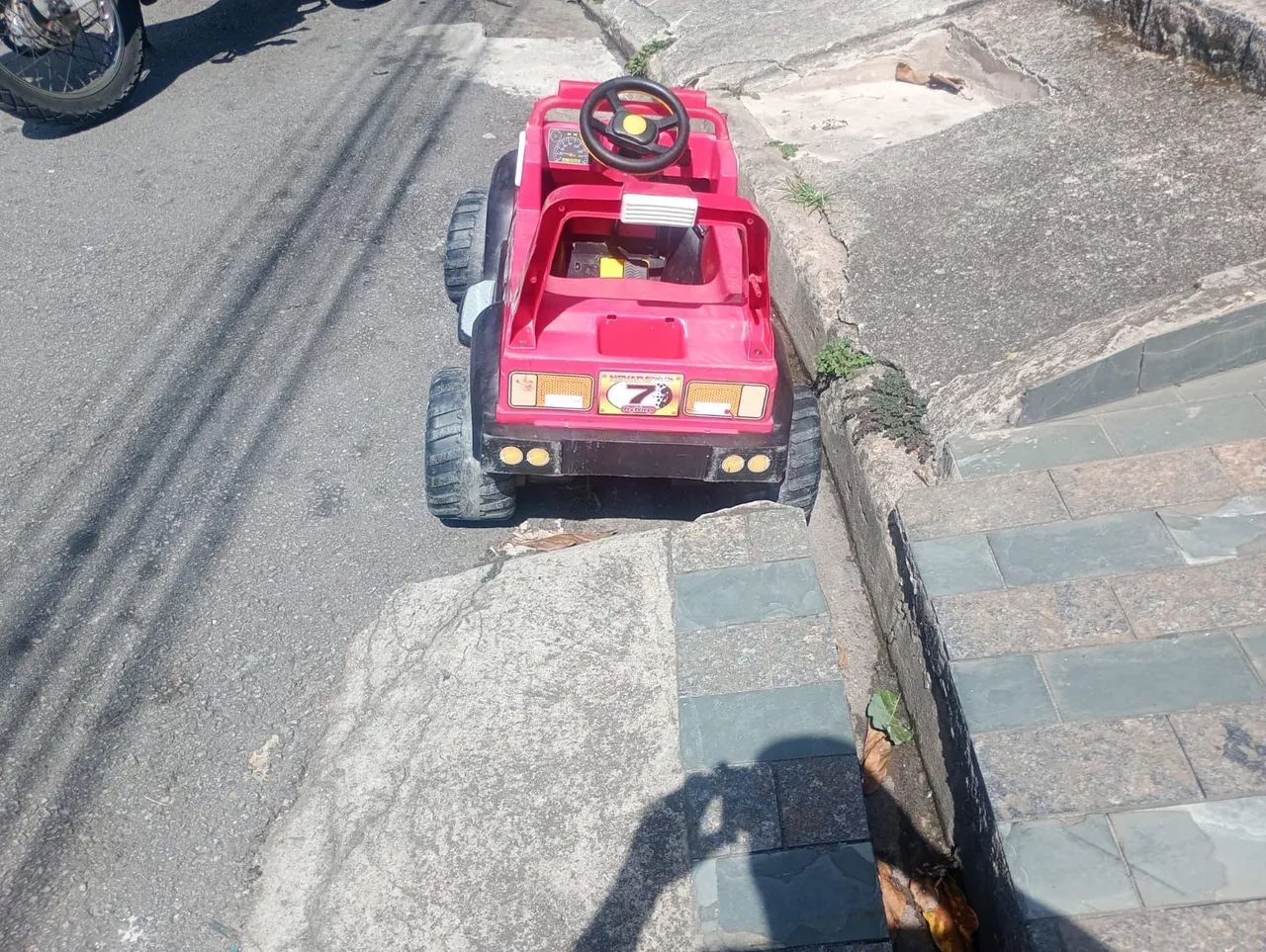 Carro elétrico infantil  - Foto 4