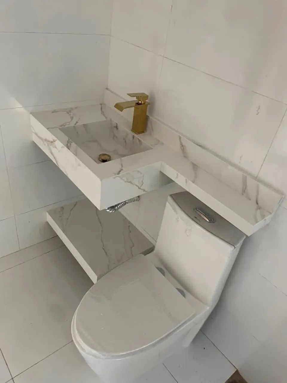 Pia de porcelanato  esculpido + pratilheira  - Foto 2