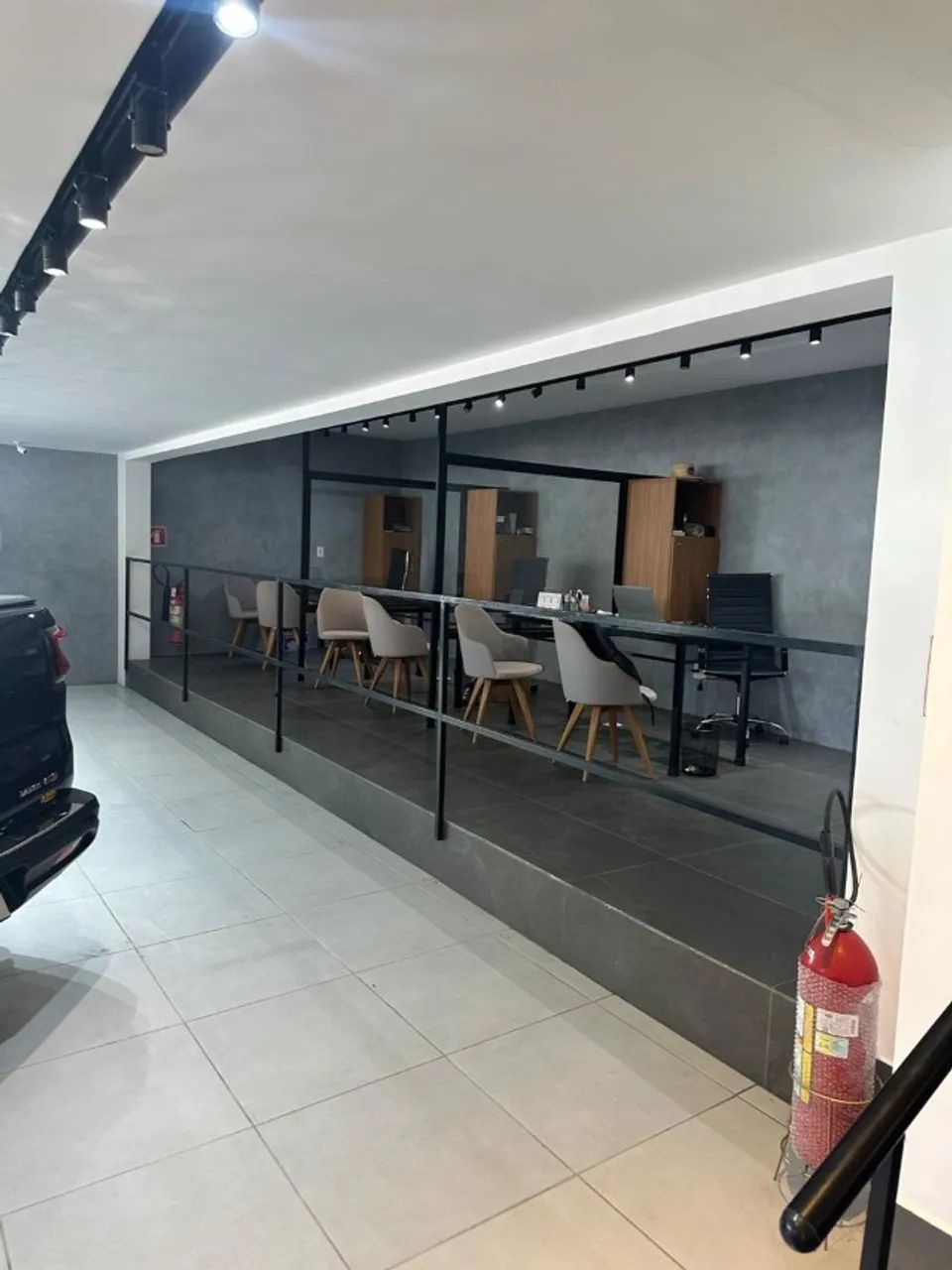 Coronel Veiga - Lojão com 300m². - Foto 2