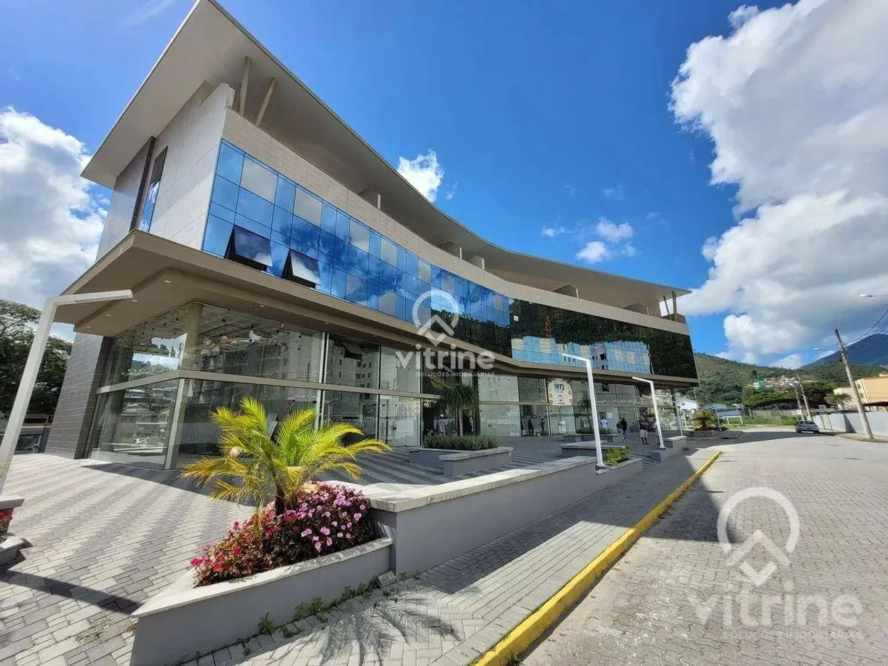 Sala para alugar, 22 m² por R$ 1.592,01/mês - Olaria - Nova Friburgo/RJ
