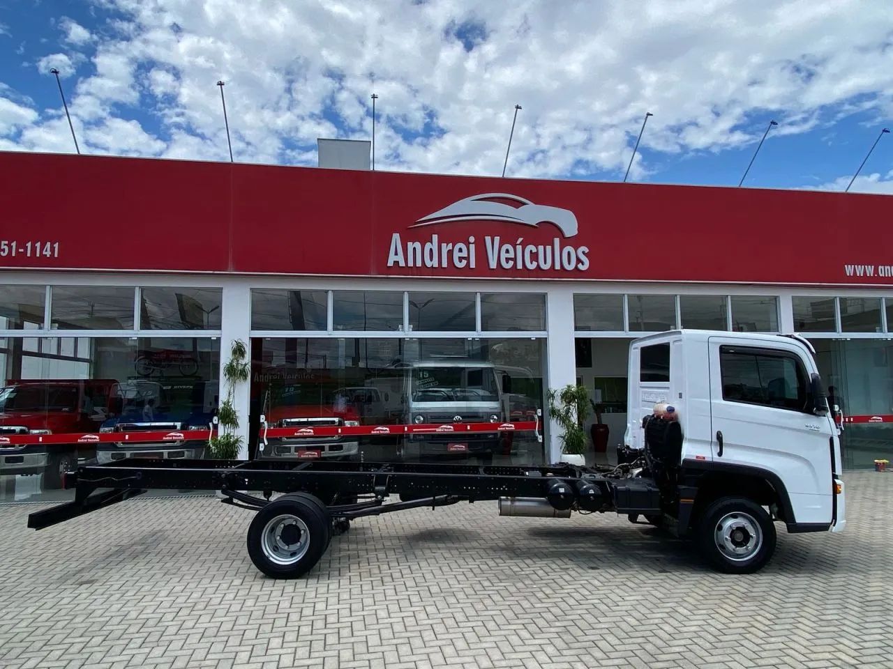 VW Volkswagen Delivery 9 170 Prime Apenas 32.000 Km Completa 2022 - Foto 9