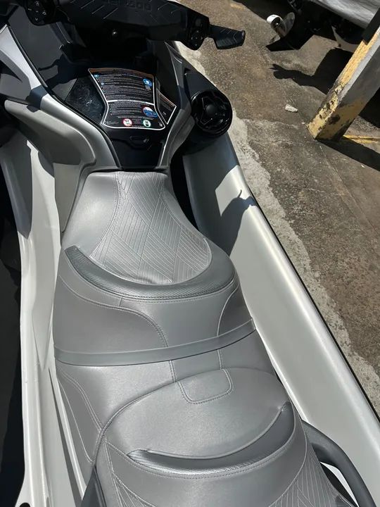 Jet ski GTX Limited 2024 - Foto 8