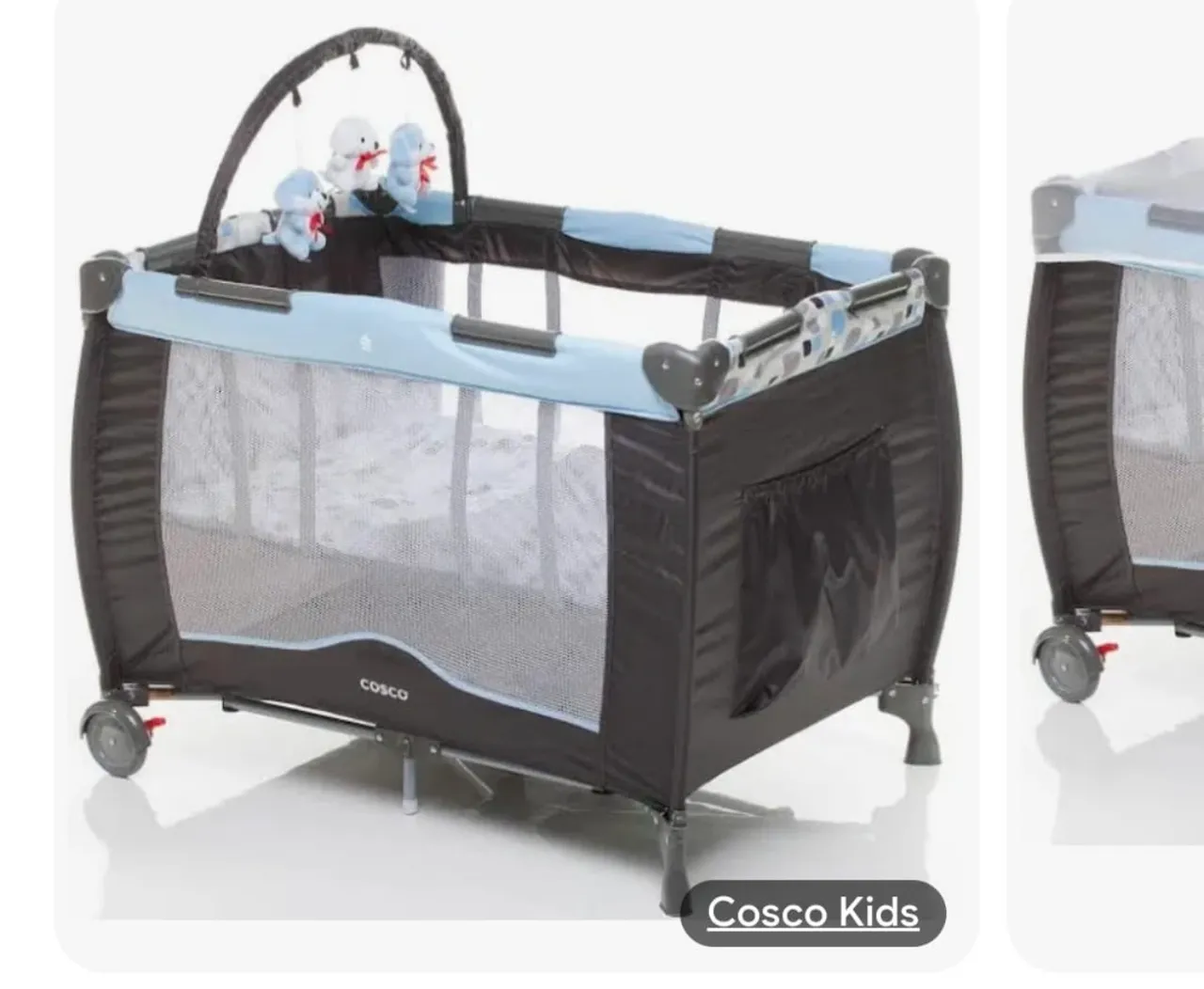 Berço portátil Cosco Kids com móbile