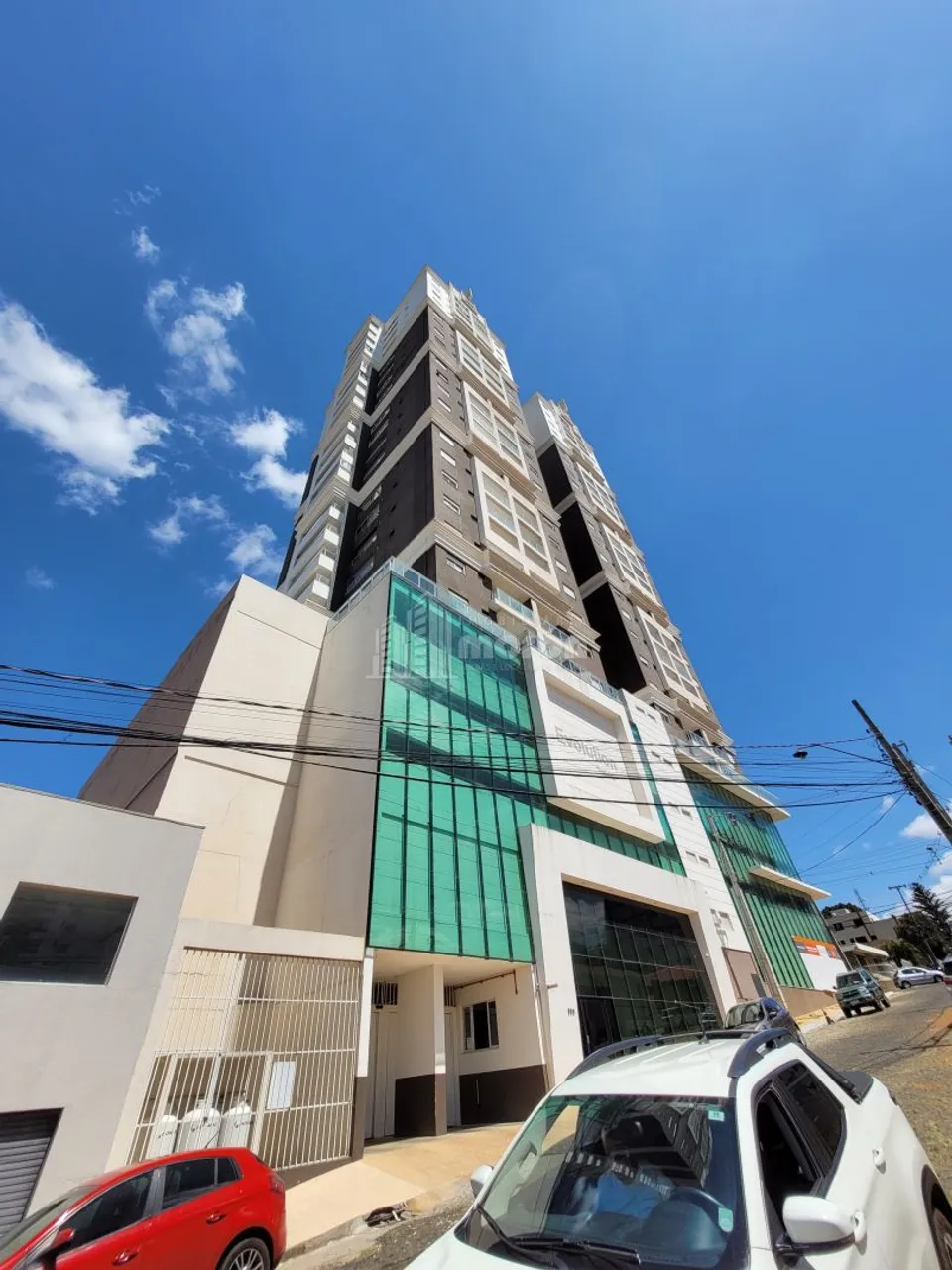 APARTAMENTO Á VENDA NO CENTRO - EDIFÍCIO EVOLUTION TOWERS