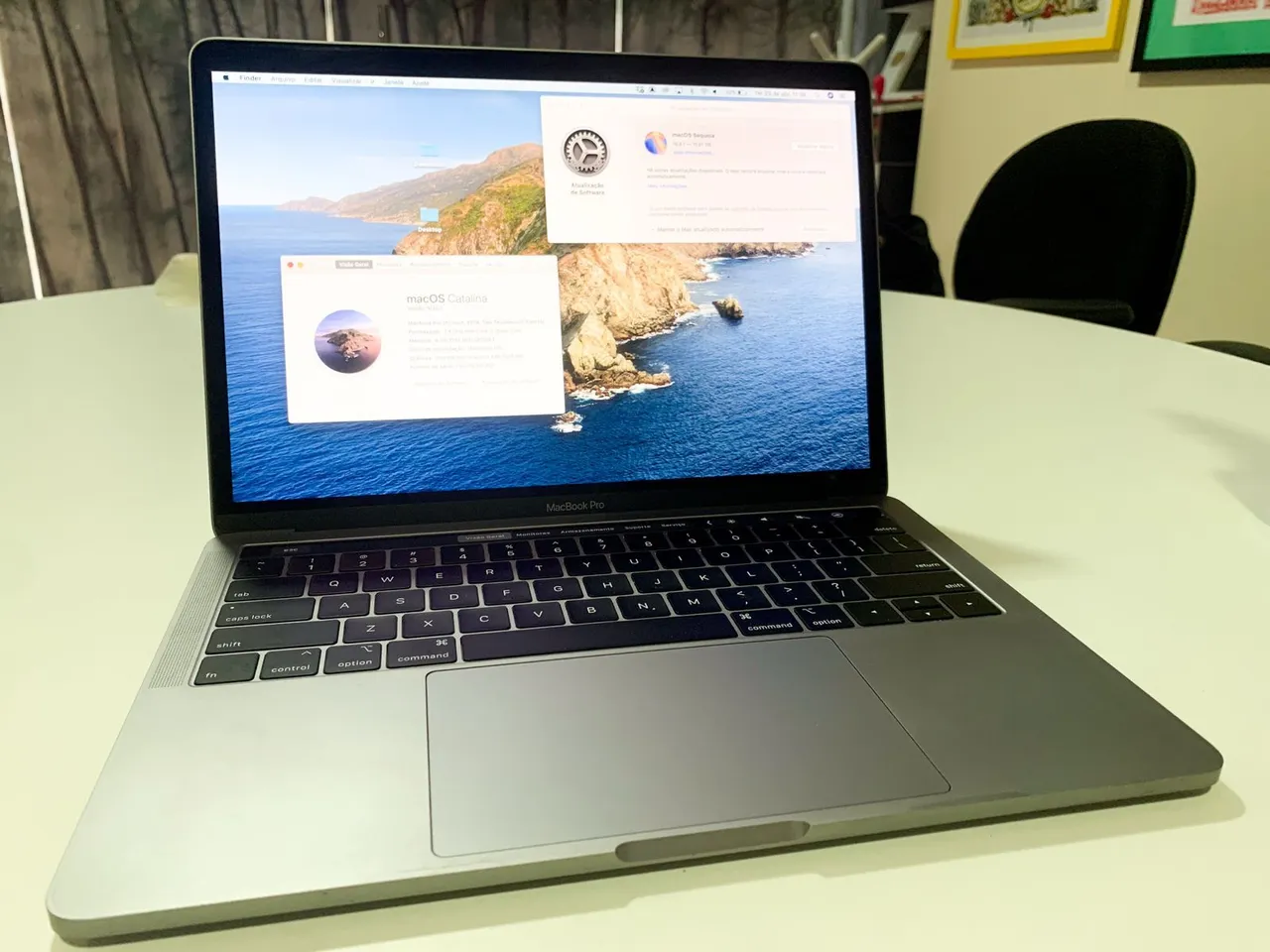 MacBook Pro 2019 - Apple