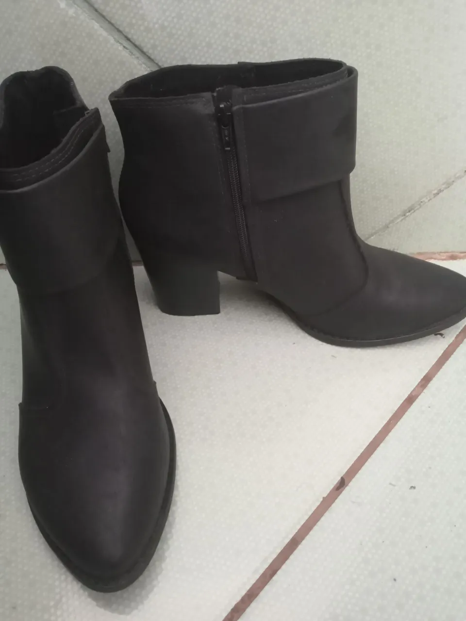 Botas de Couro Pretas