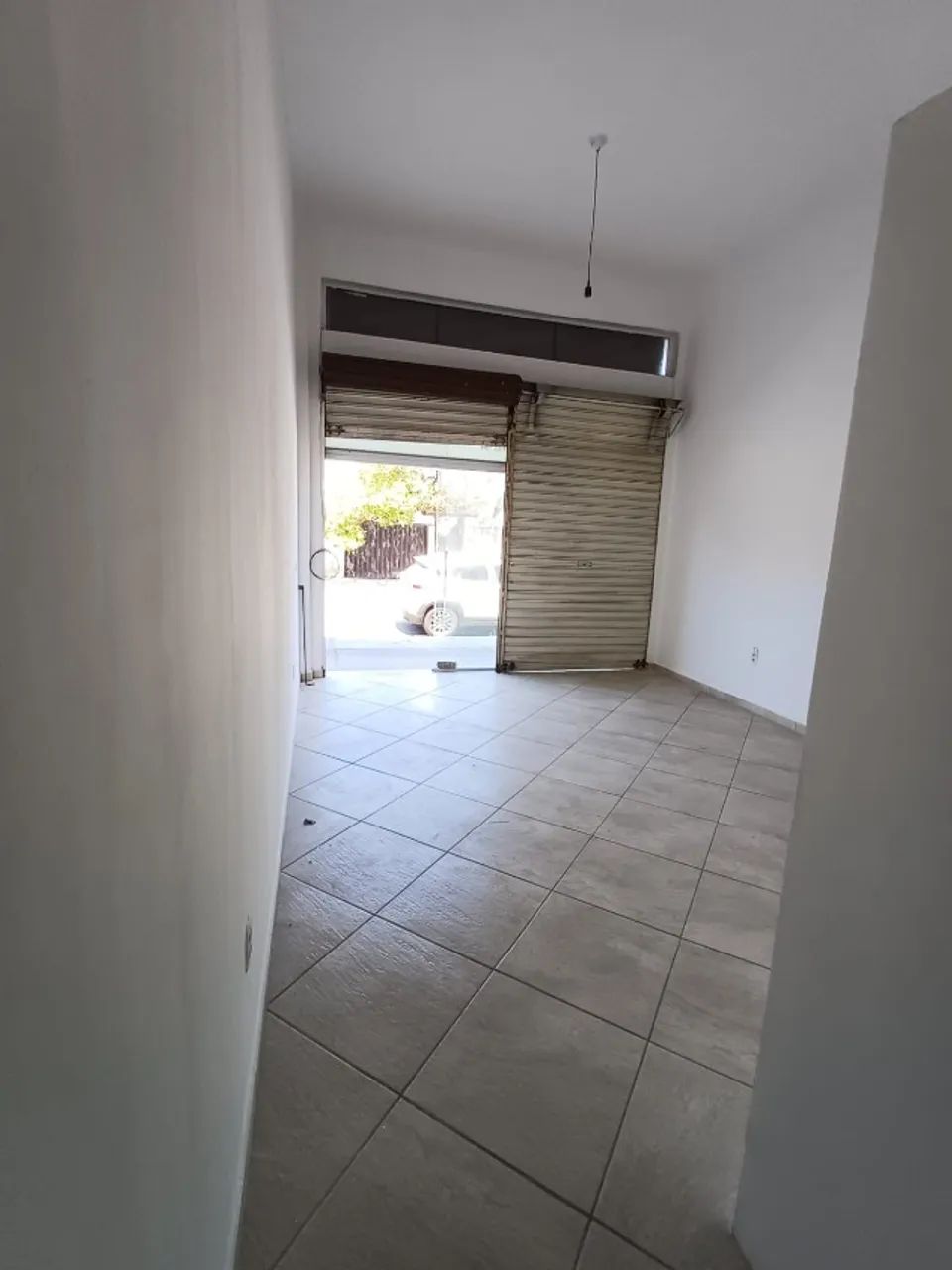 Lojas em excelente ponto comercial à venda no bairro Atlântica (47,80m2) - Foto 4