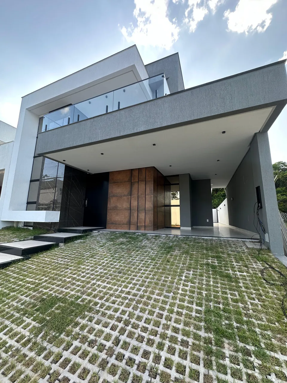 Duplex no Quinta das Marinas com 4 suítes, área gourmet e piscina - Ponta NEgra