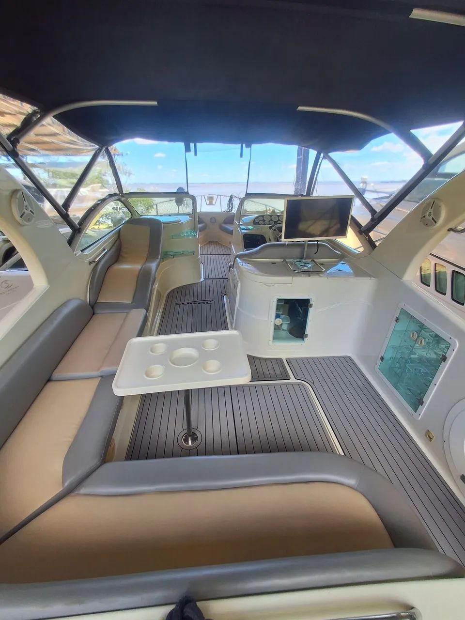 Lancha coral 28 diesel  - Foto 7