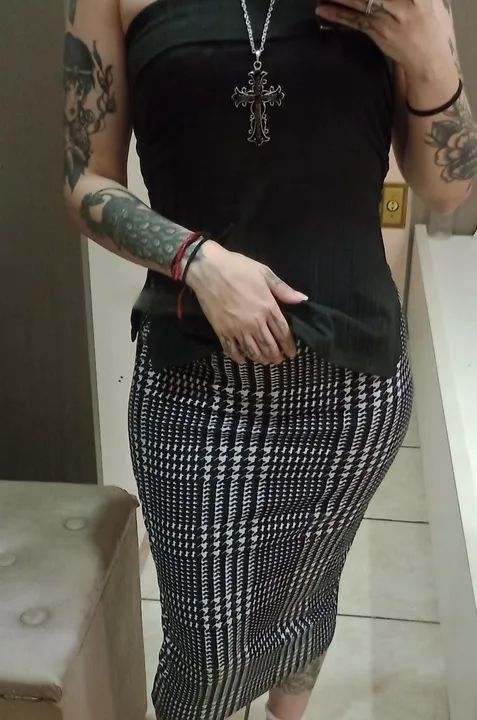 Saia midi xadrez preta e branca, P - Foto 4