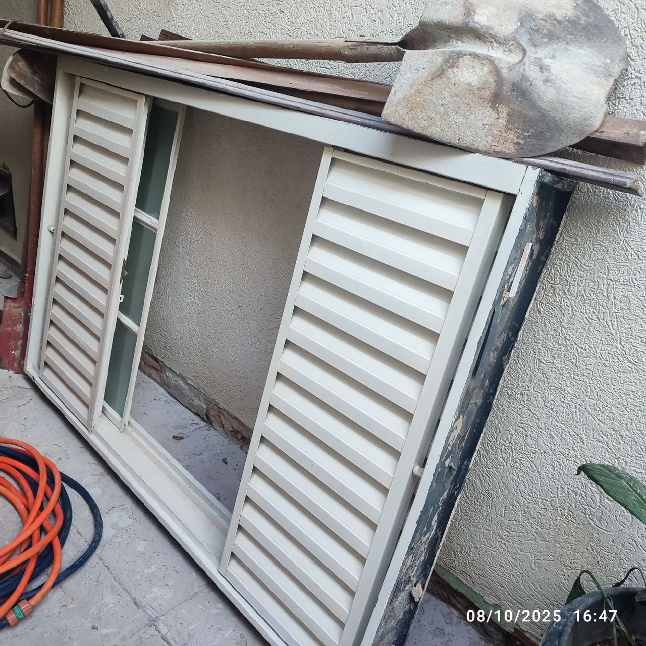 Window for bedroom64961580421505121