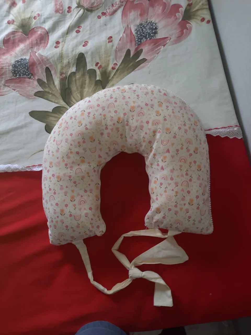 Almofada de amamentação (Menina) 
