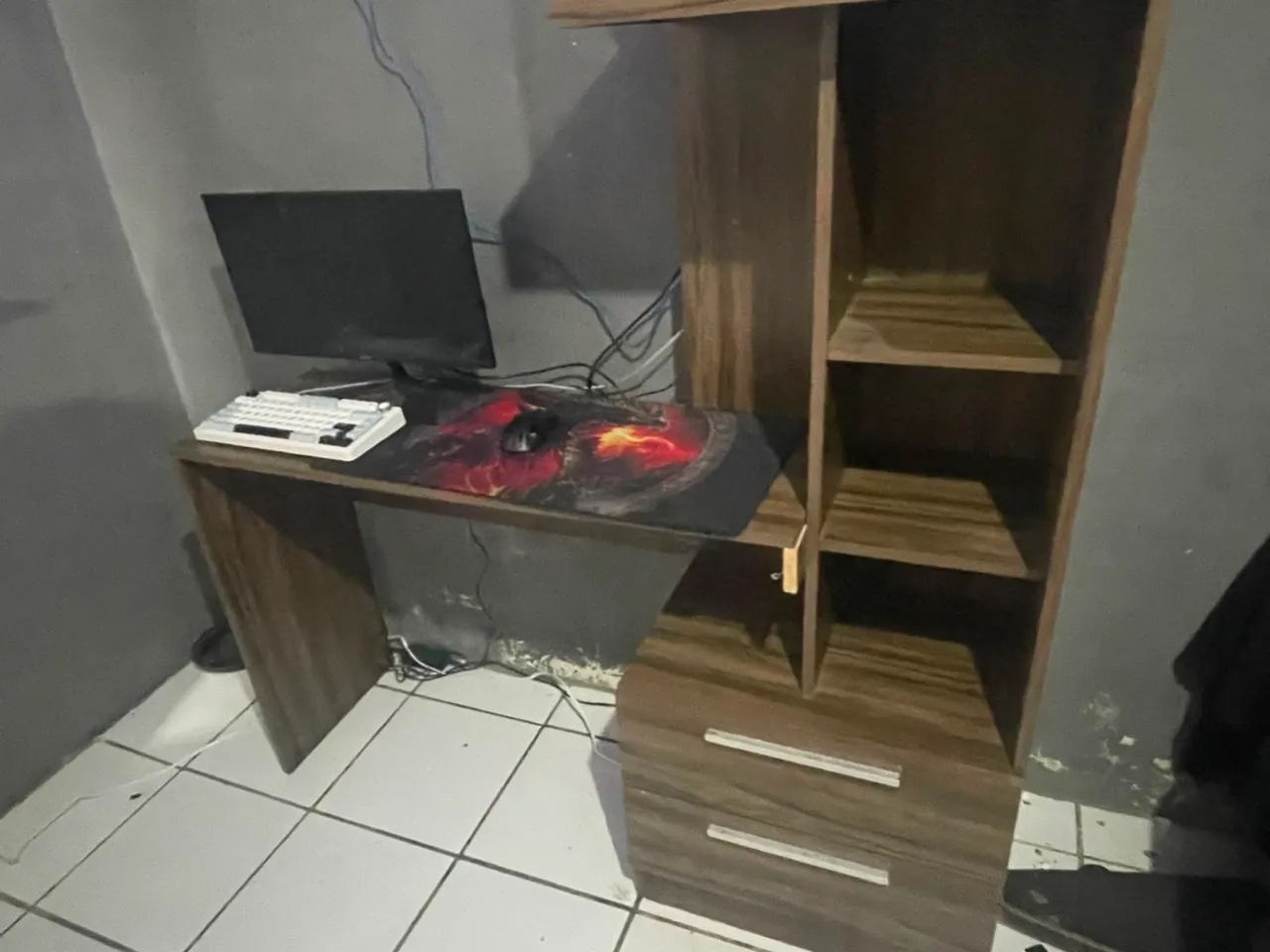 Escrivaninha  - Foto 2