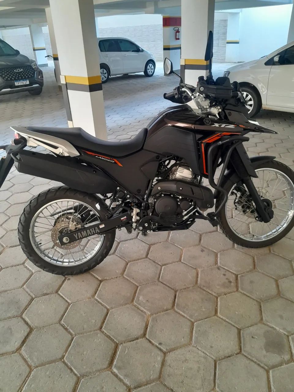 Yamaha lander 250