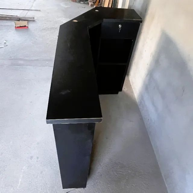 Bancada Mostrador com Vidro - MDF - 159x112x80 cm - Foto 2