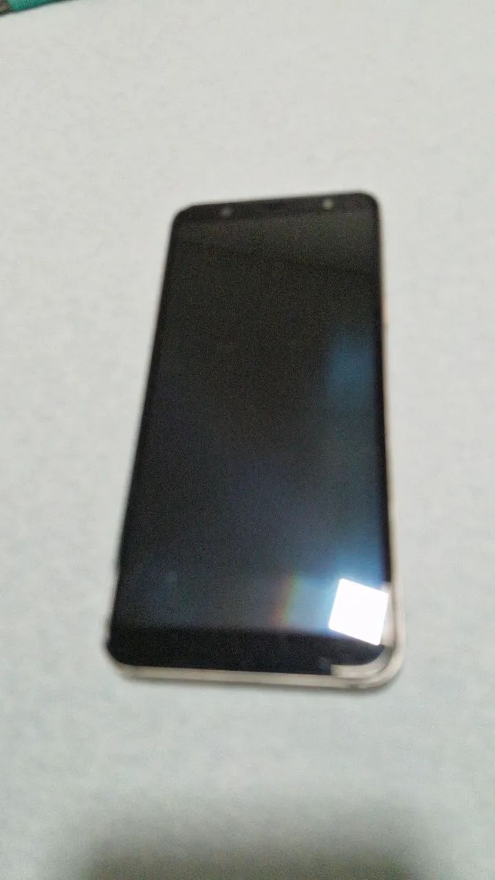 Celular  SANSUNG galax A6  - Foto 2